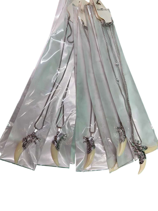 Collar de Colmillo de Coyote